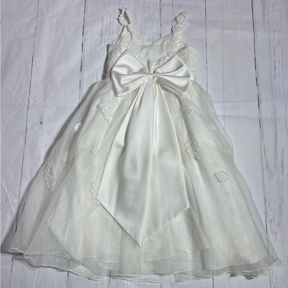 Girls White Floral Lace Tulle Dress - Picture 4 of 4